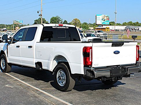 Used 2024 Ford F350 XL w/ 360-Degree Camera Package RWD image 4
