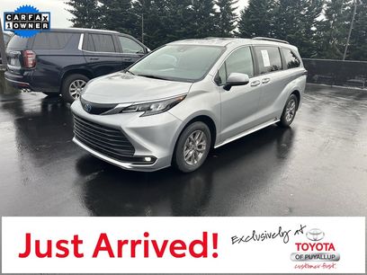 Certified 2025 Toyota Sienna XLE