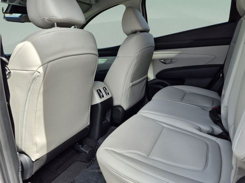 New 2026 Hyundai Tucson SEL Plus FWD image 16