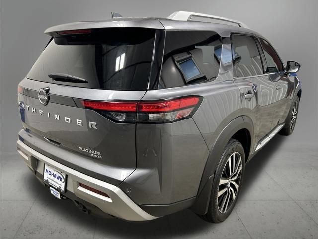 Used 2024 Nissan Pathfinder Platinum w/ Cargo Package AWD/4WD image 5