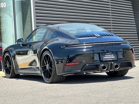 New 2026 Porsche 911 Carrera GTS image 3