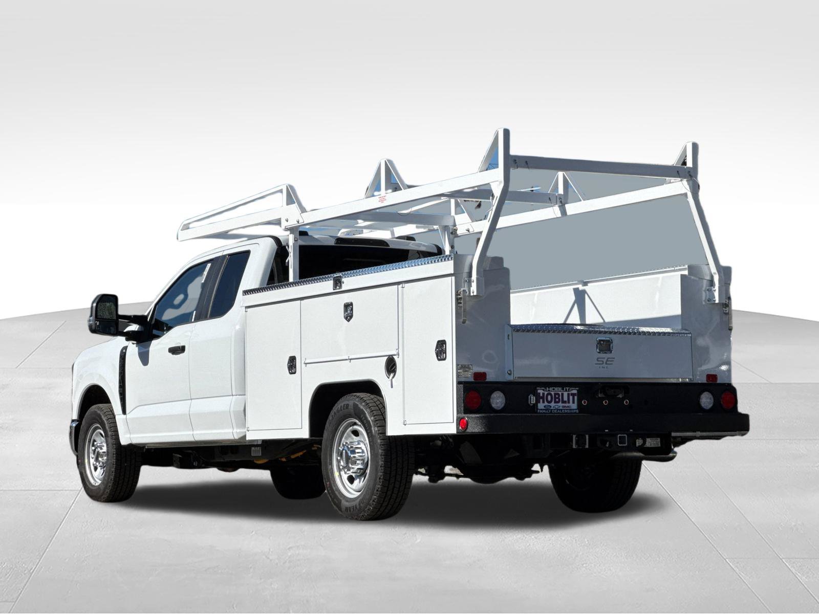 New 2027 Ford F350 XL w/ XL Chrome Package RWD image 6