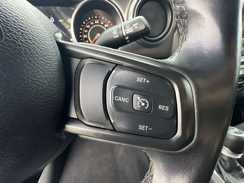 Used 2021 Jeep Wrangler Unlimited Sport AWD/4WD image 22