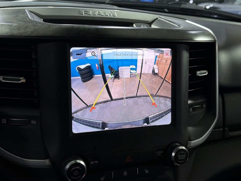 Used 2022 RAM 1500 Big Horn AWD/4WD image 30