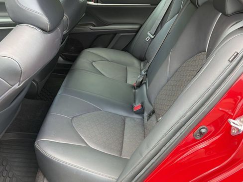 Used 2021 Toyota Camry XSE FWD image 22
