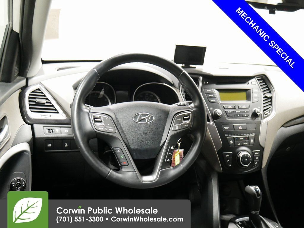 Used 2013 Hyundai Santa Fe GLS w/ Popular Equipment Pkg AWD/4WD image 5