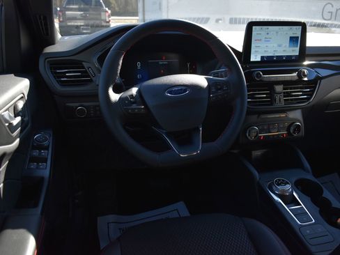 New 2026 Ford Escape ST-Line w/ Cold Weather Package AWD/4WD image 23