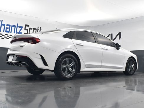 Used 2021 Kia K5 LXS image 29