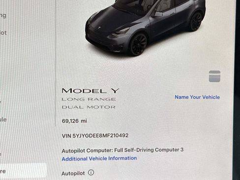 Used 2021 Tesla Model Y Long Range image 22