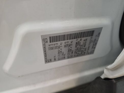Used 2024 Nissan Rogue SV AWD/4WD image 37