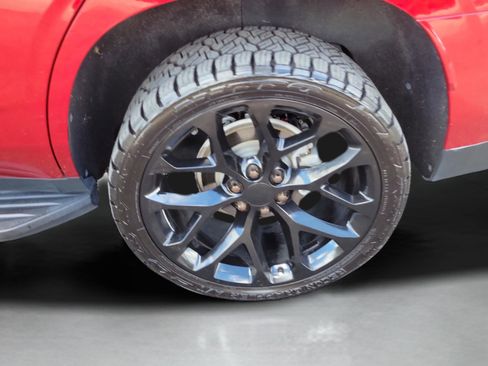 Used 2021 Chevrolet Tahoe RST w/ Luxury Package image 31