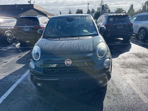 Used 2020 FIAT 500L Trekking w/ Popular Equipment Group FWD image 2