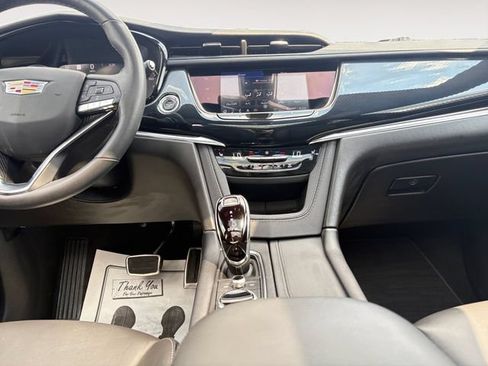 Certified 2023 Cadillac XT6 Sport w/ Technology Package AWD/4WD image 11