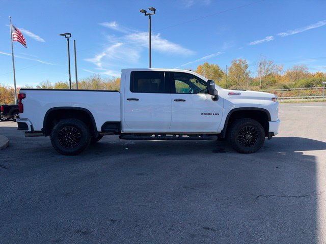 Used 2022 Chevrolet Silverado 2500 LTZ w/ LTZ Plus Package AWD/4WD image 6