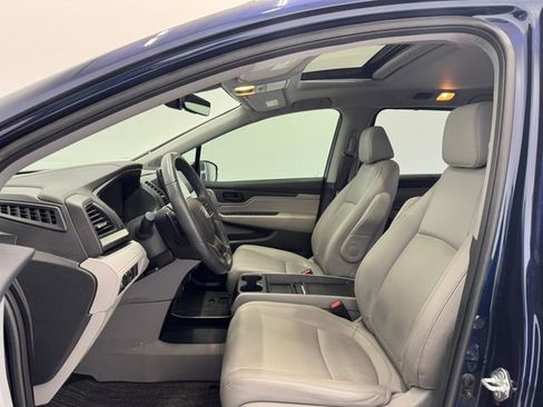 Used 2021 Honda Odyssey EX-L image 16