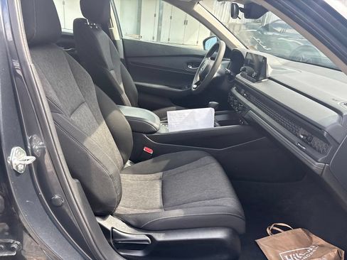 Used 2024 Honda Accord EX image 17