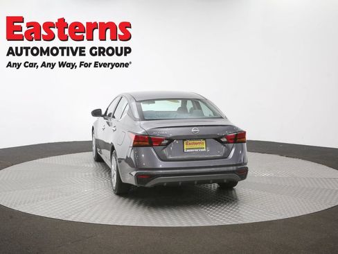 Used 2024 Nissan Altima 2.5 S FWD image 61