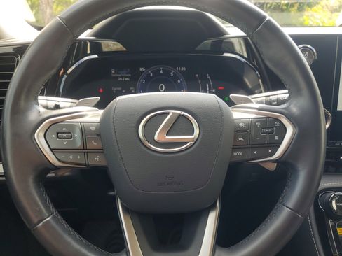 Used 2025 Lexus NX 250 FWD w/ Towing Package (2000 Lbs) image 20