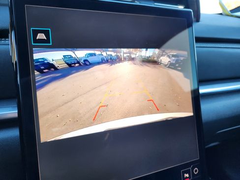 Used 2025 GMC Terrain Elevation image 26