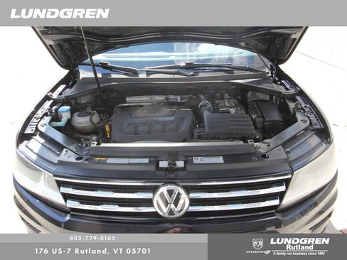 Used 2020 Volkswagen Tiguan S image 31