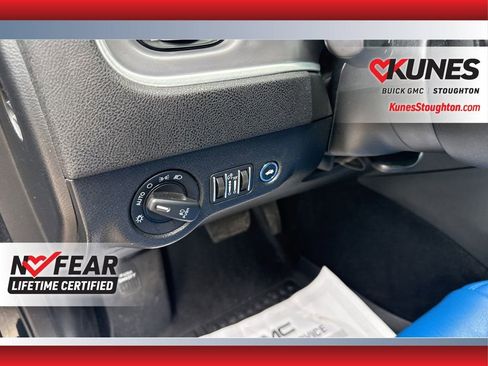 Used 2022 Dodge Charger R/T w/ Performance Handling Group image 25