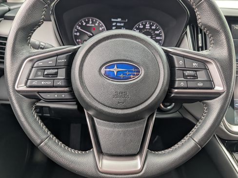 Used 2025 Subaru Outback Premium AWD/4WD image 25