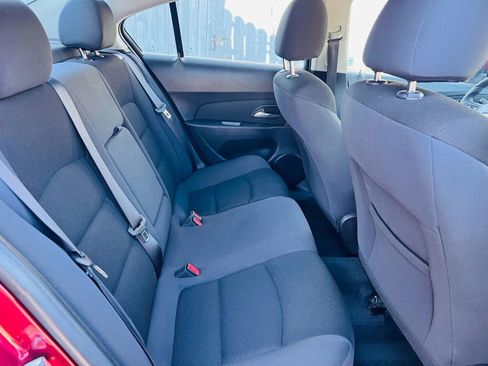 Used 2016 Chevrolet Cruze LT image 19