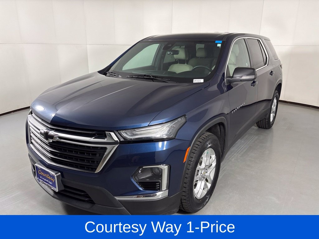 Used 2022 Chevrolet Traverse LS FWD image 5