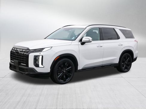 Used 2023 Hyundai Palisade XRT image 3