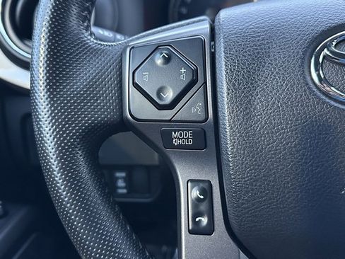 Used 2023 Toyota Tacoma 4x4 Double Cab image 38