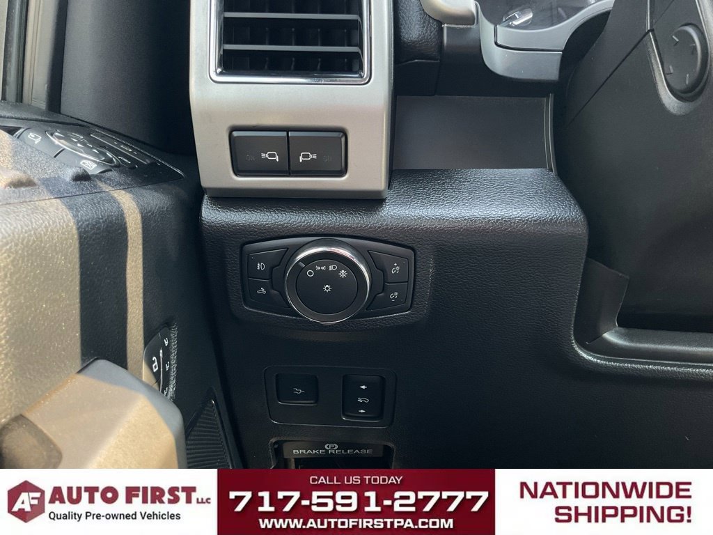 Used 2021 Ford F350 Lariat w/ Lariat Ultimate Package AWD/4WD image 31