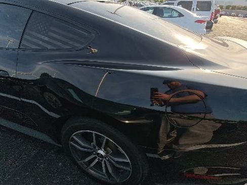 Used 2015 Ford Mustang Premium RWD image 18