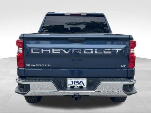 Used 2022 Chevrolet Silverado 1500 LT AWD/4WD image 25