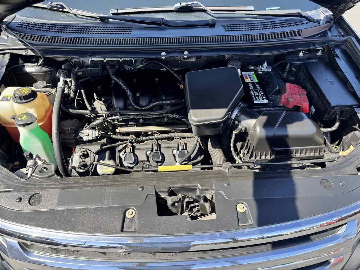 Used 2013 Ford Edge SEL FWD image 20