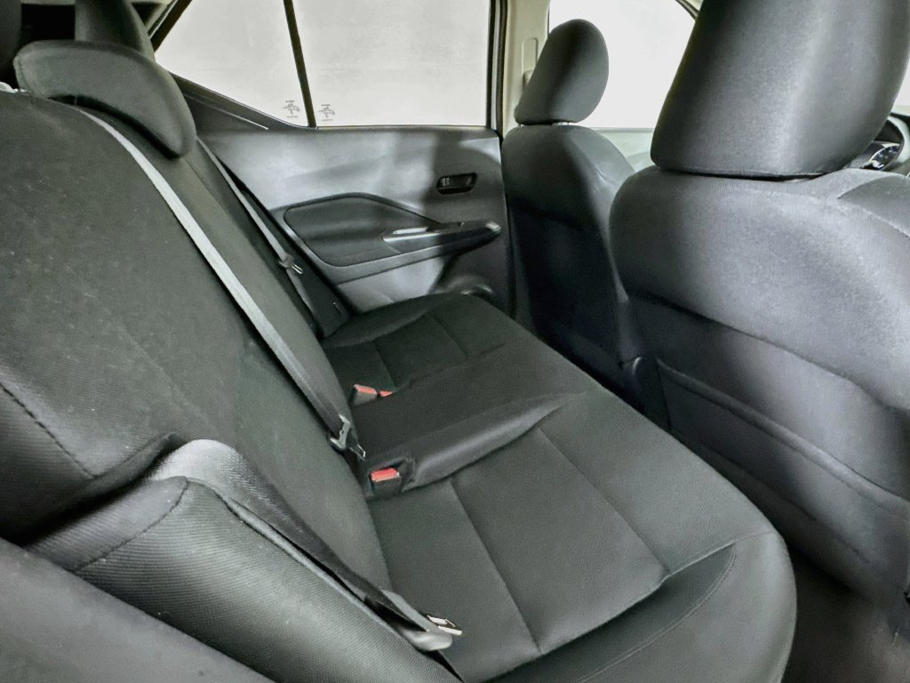Used 2024 Nissan Kicks S FWD image 31