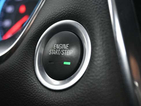 Certified 2023 Chevrolet Traverse RS image 17