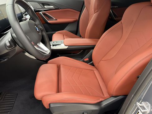 New 2026 BMW X2 xDrive28i AWD/4WD image 5