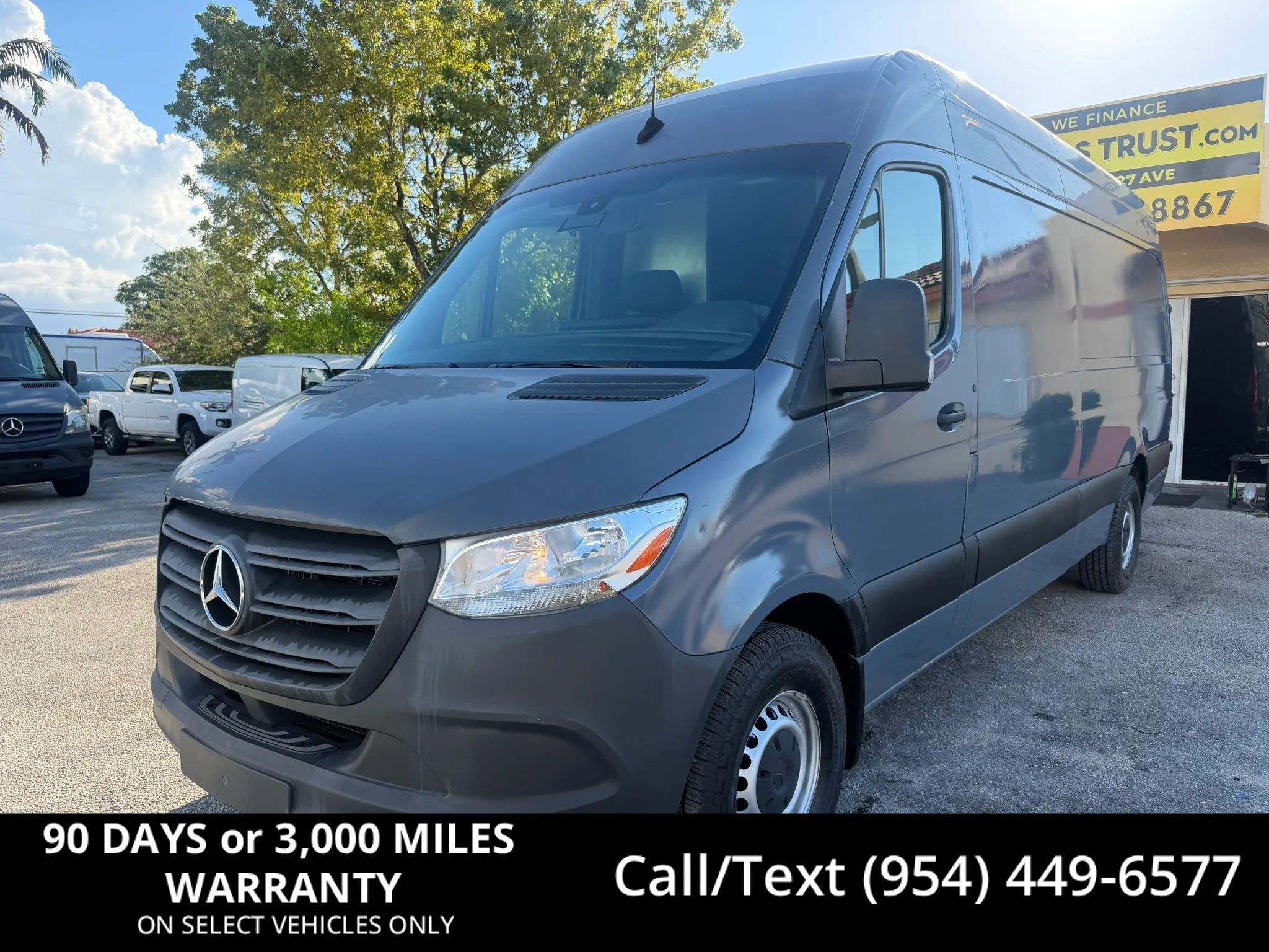 Used 2019 Mercedes-Benz Sprinter 170 image 1