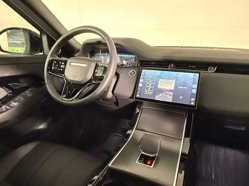 Used 2026 Land Rover Range Rover Evoque S AWD/4WD image 17