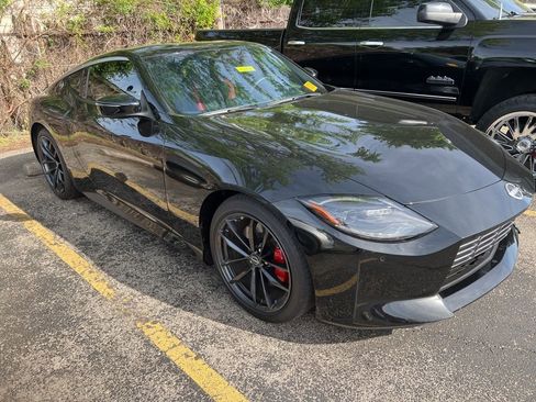 Used 2024 Nissan Z Performance w/ Floor Mat Package image 3