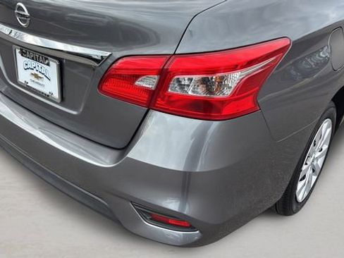 Used 2016 Nissan Sentra S image 36