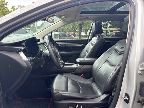 Used 2018 Cadillac XT5 Premium Luxury AWD/4WD image 10