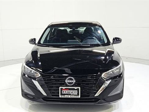 Certified 2025 Nissan Sentra SV FWD image 2