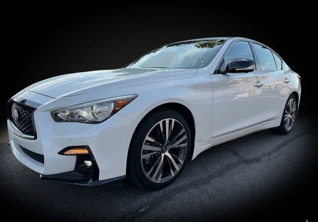Used 2023 INFINITI Q50 Sensory AWD/4WD image 2