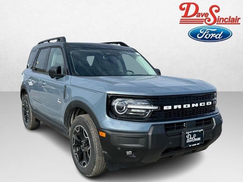 New 2025 Ford Bronco Sport Outer Banks w/ Outer Banks Tech Package+ AWD/4WD image 4