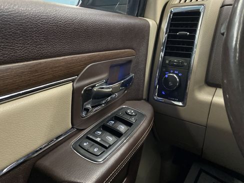 Used 2015 RAM 1500 Laramie w/ Convenience Group image 22