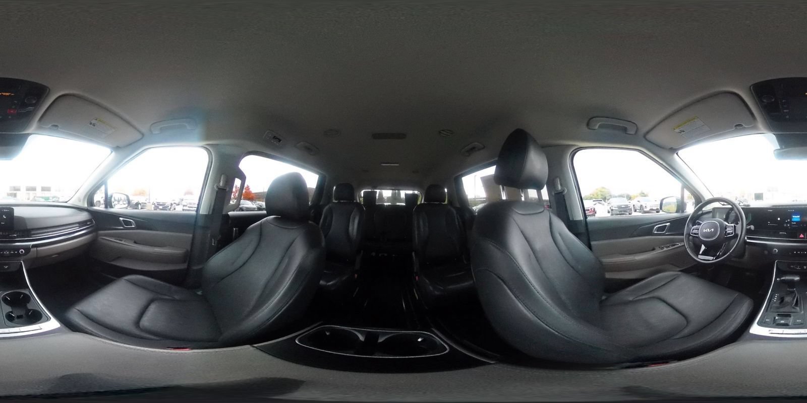 Used 2026 Kia Carnival FWD image 42