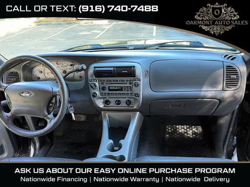 Used 2002 Ford Explorer Sport Trac 4x4 image 12