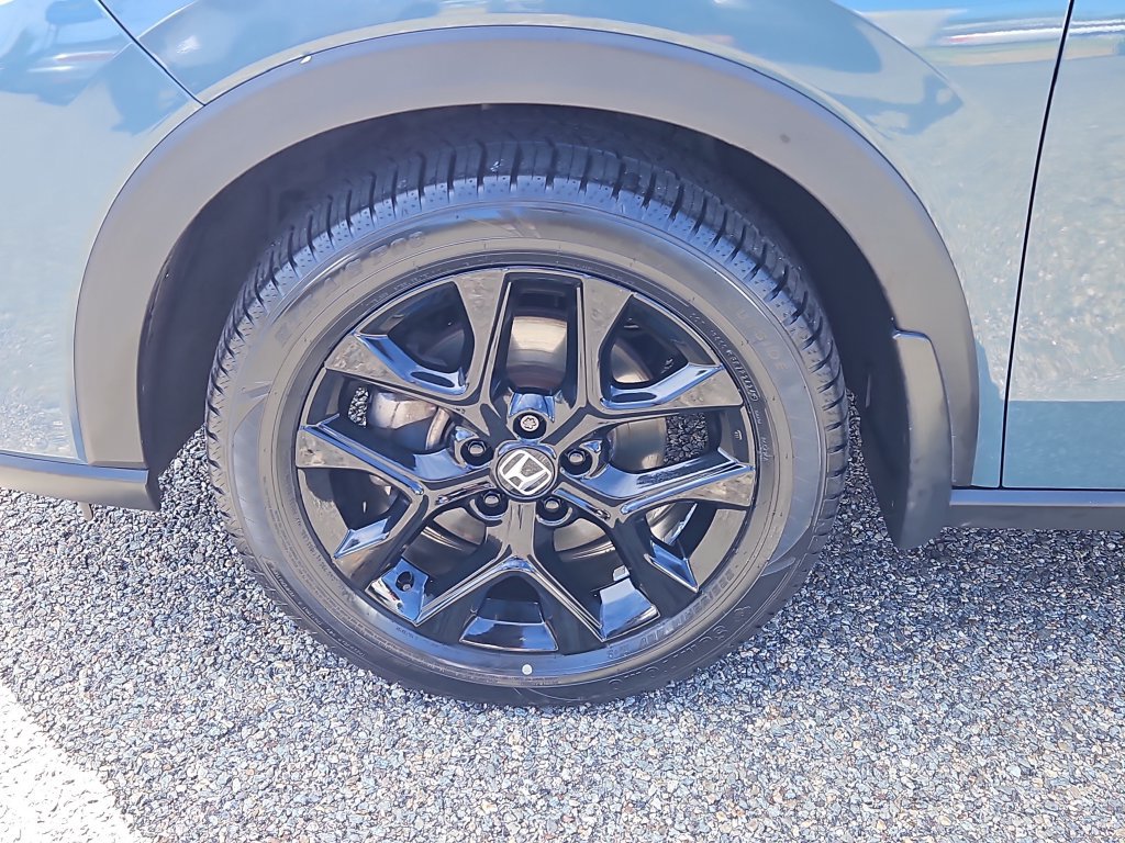 Certified 2025 Honda HR-V Sport image 7