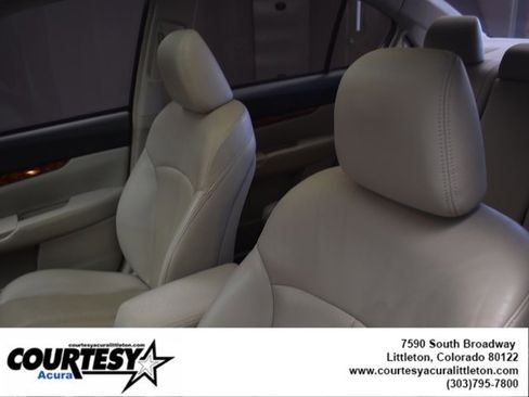 Used 2010 Subaru Legacy 3.6R Limited w/ Popular Equipment Group 3B image 18